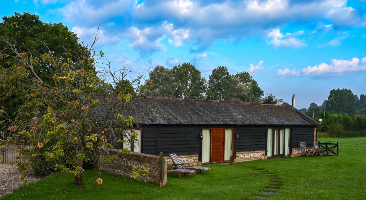 The Tool Shed Villa Wimborne Minster Exterior photo